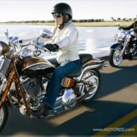 International Female Ride Day - Women's Month - MOTORESS