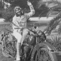 Harley-Davidson Enthusiast Girl Vivian Bales - MOTORESS