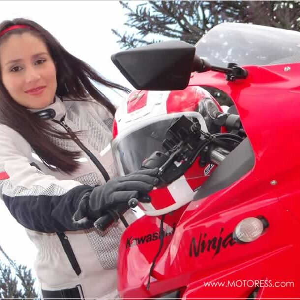 International Female Ride Day 2012 Photo Contest Winner - MOTORESS