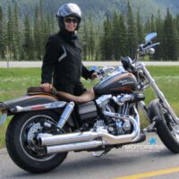 BMW StreetGuard 3 – The Motorcycle Suit Built for Every Forecast