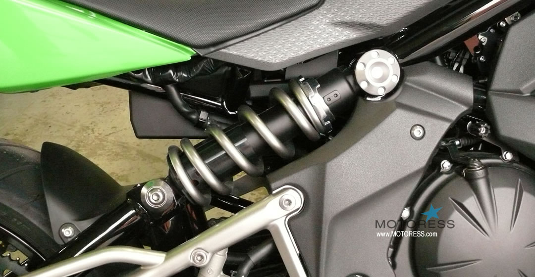 Kawasaki Ninja 400R Ride Review - MOTORESS