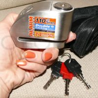 Xena XN14 motorcycle disc lock alarm on MOTORESS