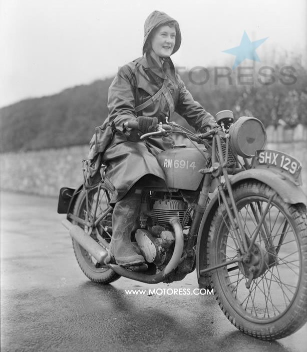 Women Motorcycle Dispatch Riders Saluting the Wrens on MOTORESS