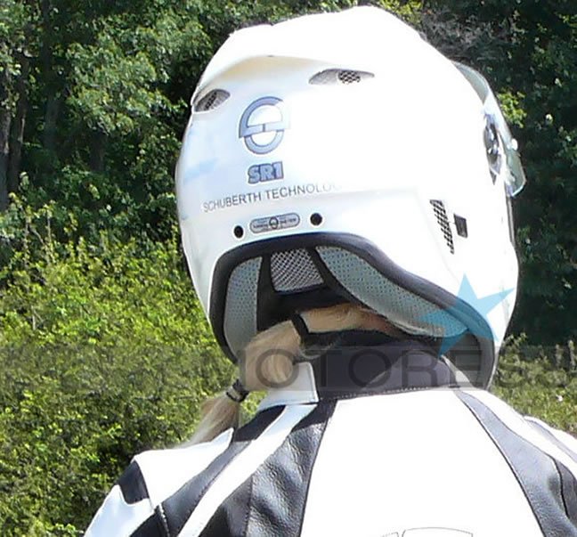 Schuberth SR1 Helmet Review Light Fit for Women - MOTORESS
