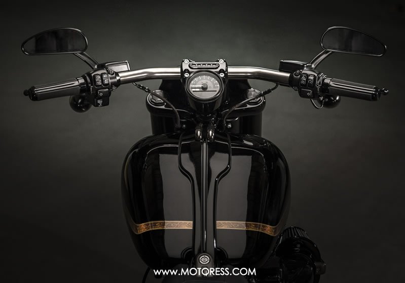 New Harley-Davidson CVO Pro Street Breakout MOTORESS
