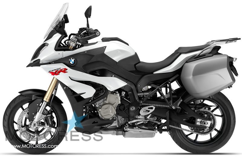 BMW S1000XR Unique Mix of Innovative Technology - MOTORESS