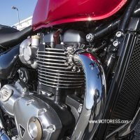 Triumph Bonneville Speedmaster - MOTORESS