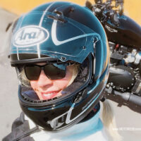 Buying A Motorcycle Helmet - MOTORESS For Motorcycling
