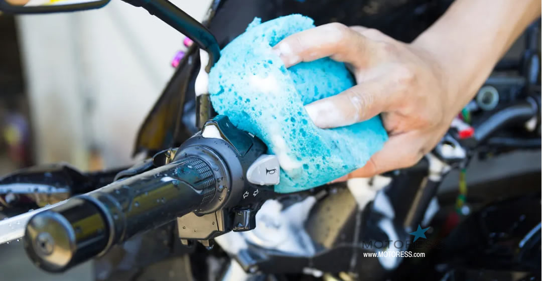 How To Winterize Your Motorcycle - MOTORESS