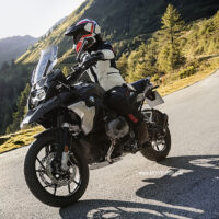 New BMW Motorrad Rider Equipment Gear - MOTORESS