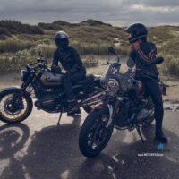 BMW Motorrad R 12 nineT and R 12 Classic Roadster and Cruiser - MOTORESS