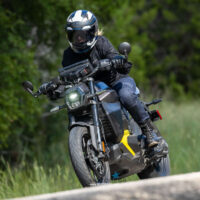 Can-Am Electric Motorcycle First Ride Review: The Pulse and Origin - MOTORESS