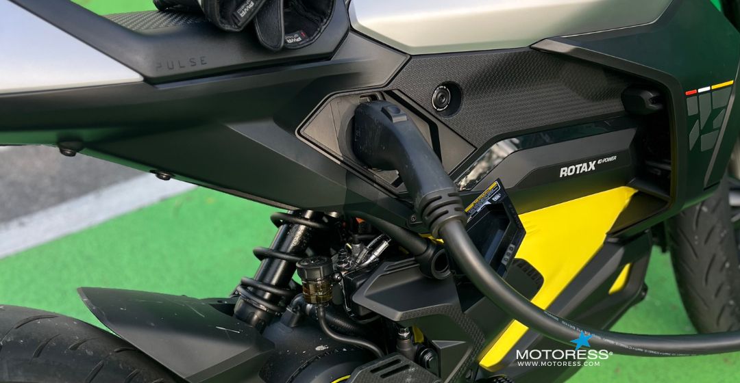 Electric Motorcycle Charging: First Level 2 With The Can-Am Pulse - Vicki's Blog MOTORESS