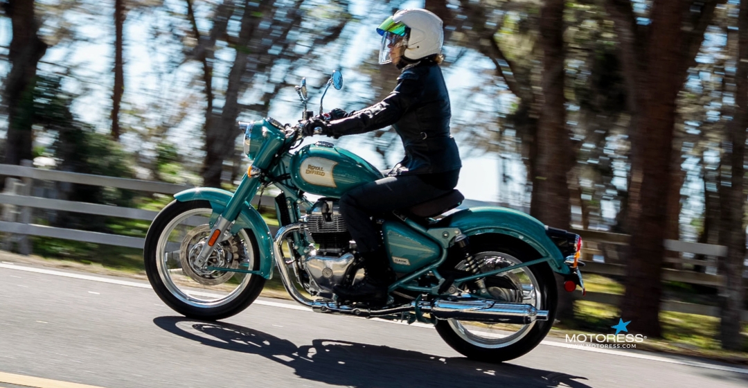 Royal Enfield Classic 650 Twin Review | MOTORESS